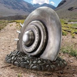 Outlet 😍 Other Garden Statues Design Toscano Crash Landing Flying Saucer Alien Spacecraft Statue 🛒